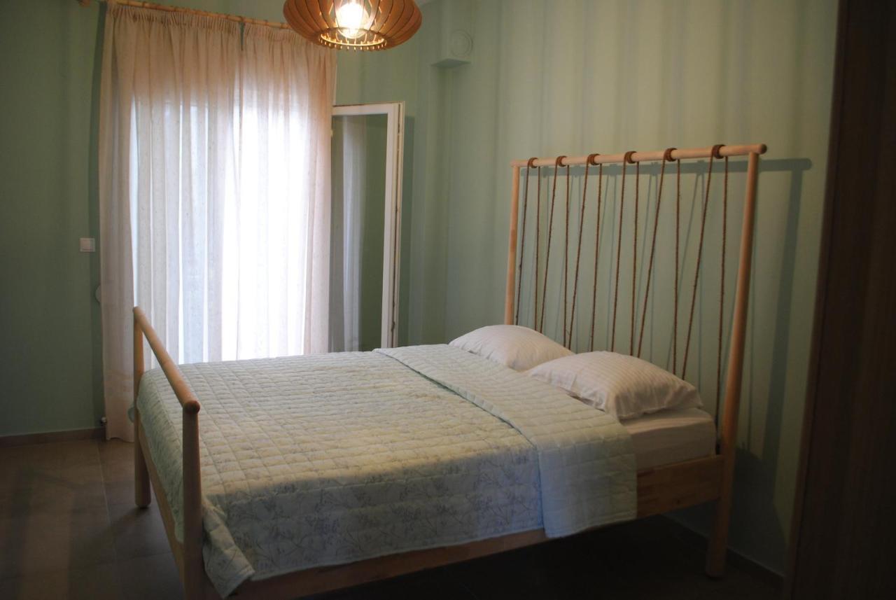 Appartement Sea Breeze à Nea Iraklitsa Extérieur photo