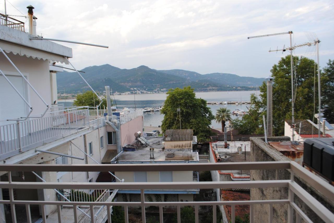 Appartement Sea Breeze à Nea Iraklitsa Extérieur photo