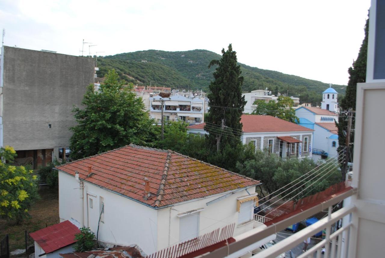 Appartement Sea Breeze à Nea Iraklitsa Extérieur photo