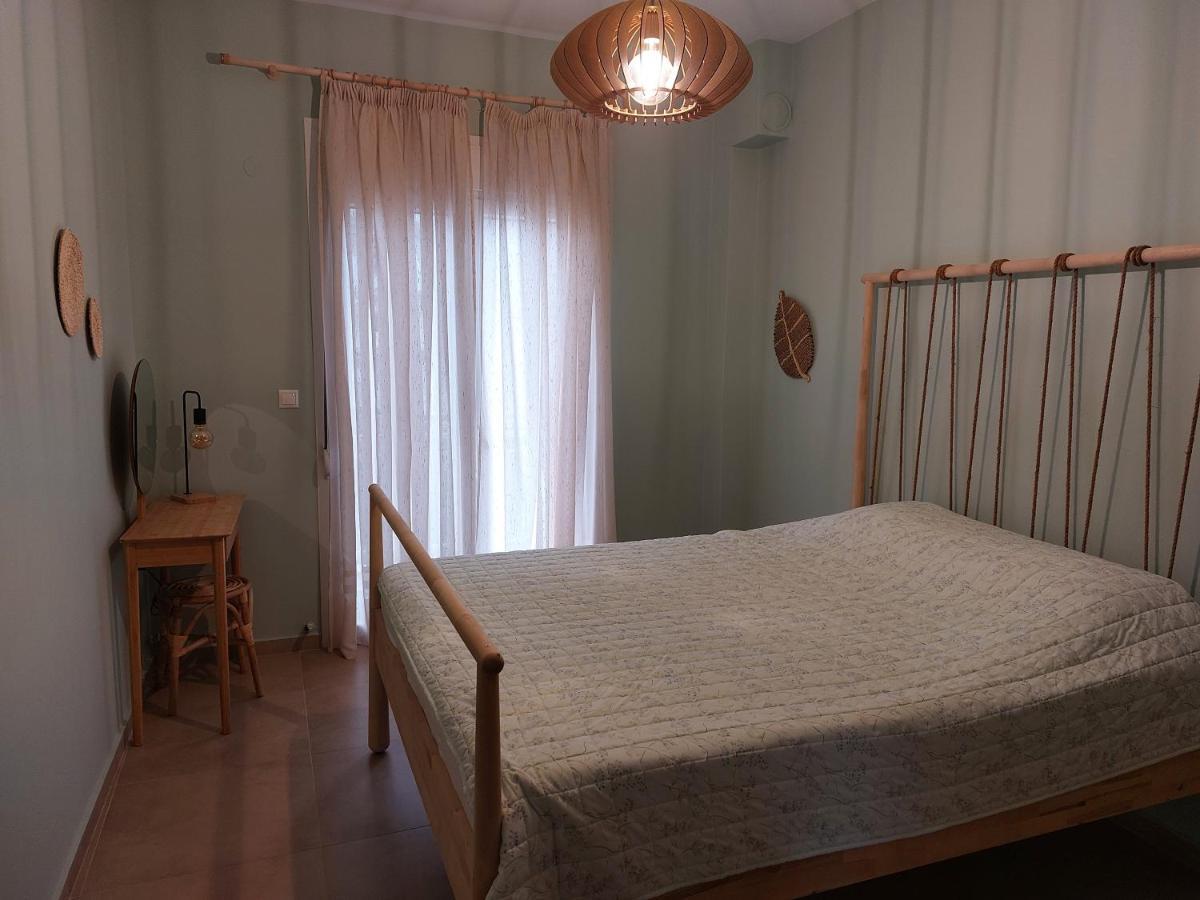Appartement Sea Breeze à Nea Iraklitsa Extérieur photo